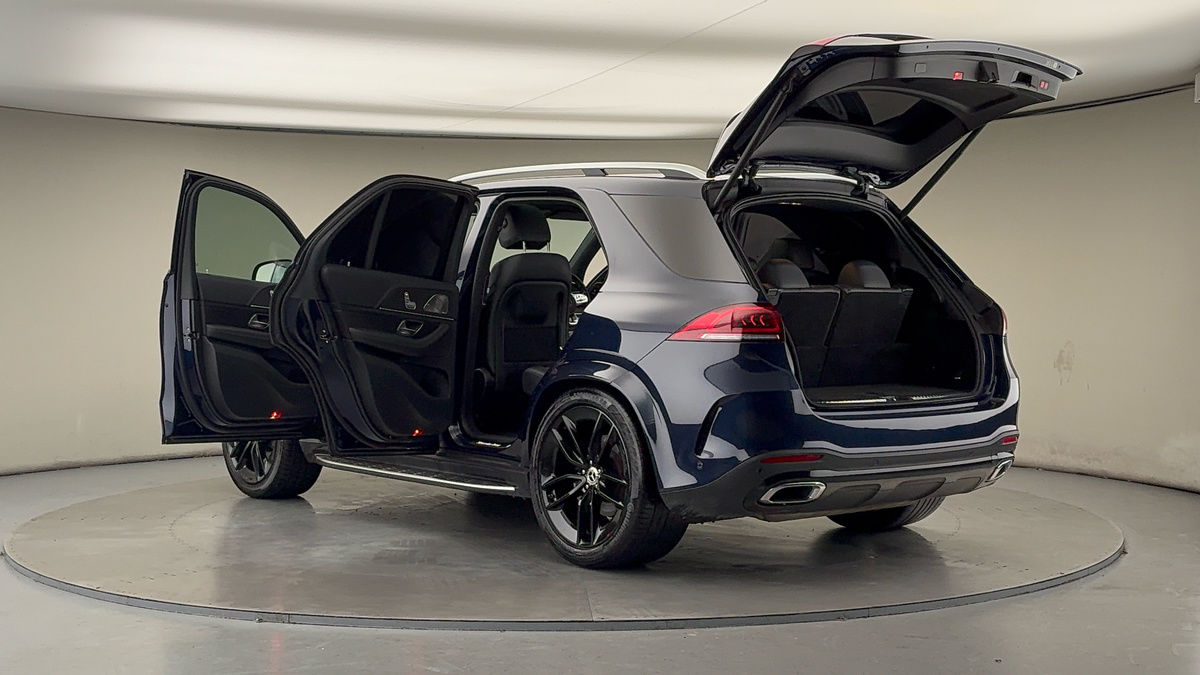 More views of Mercedes-Benz GLE