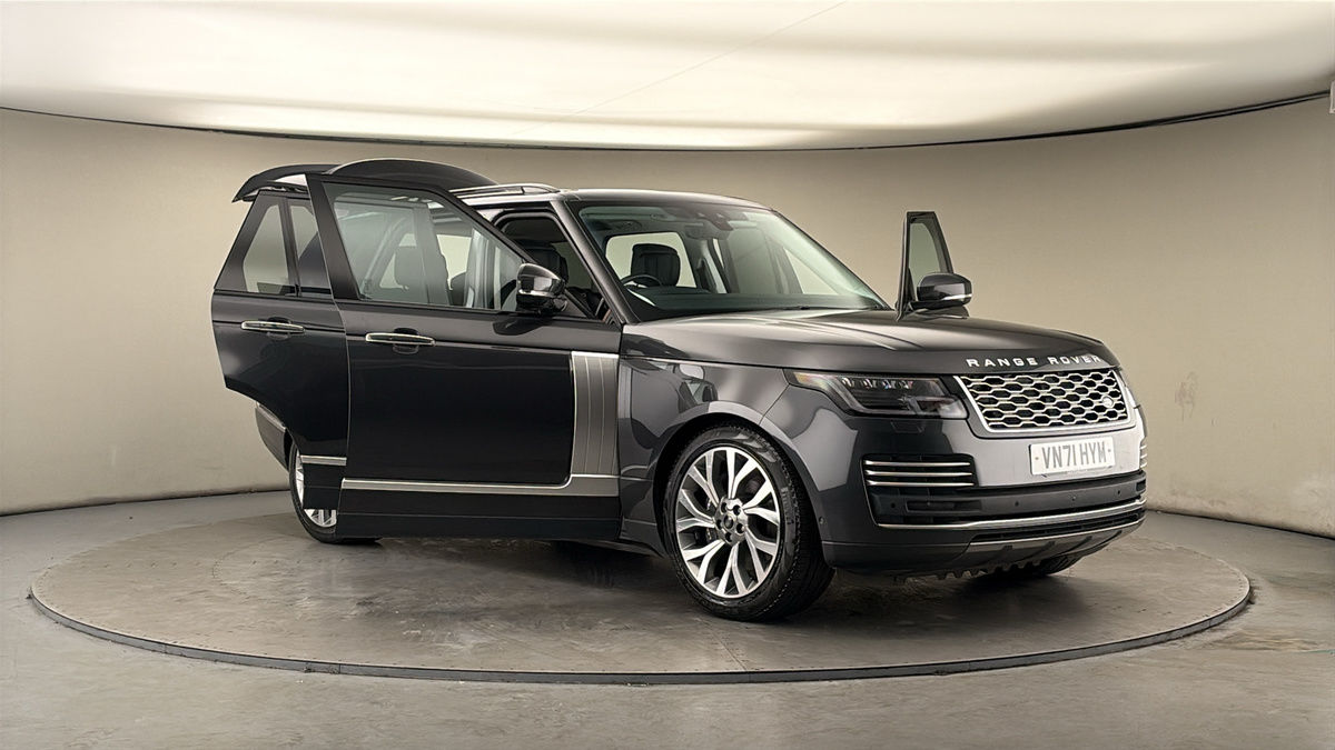 More views of Land Rover Range Rover