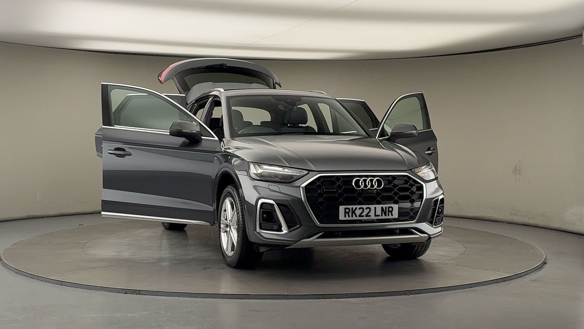 More views of Audi Q5