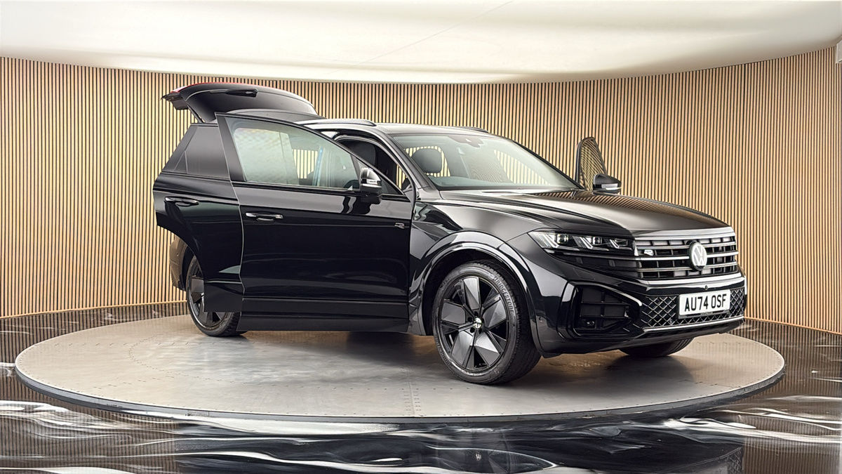 More views of Volkswagen Touareg