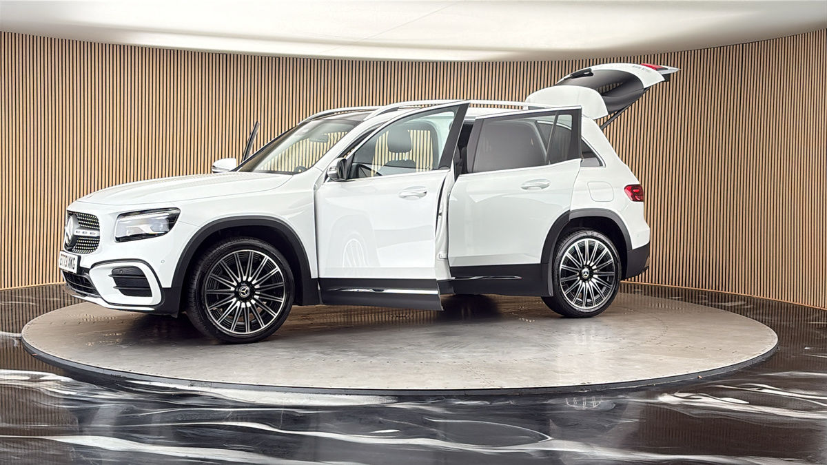More views of Mercedes-Benz GLB