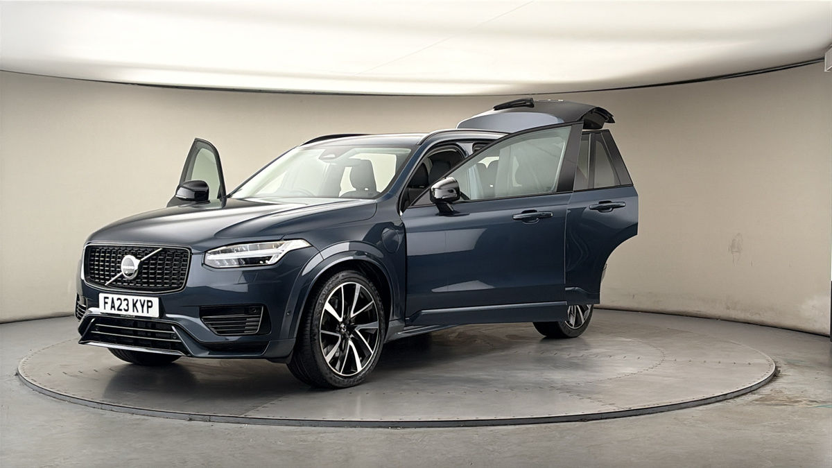 More views of Volvo XC90