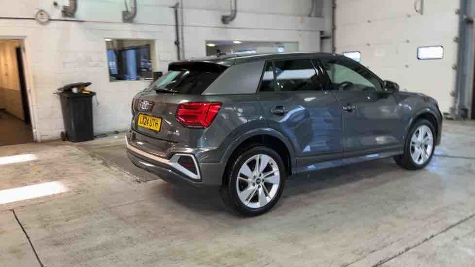 More views of Audi Q2