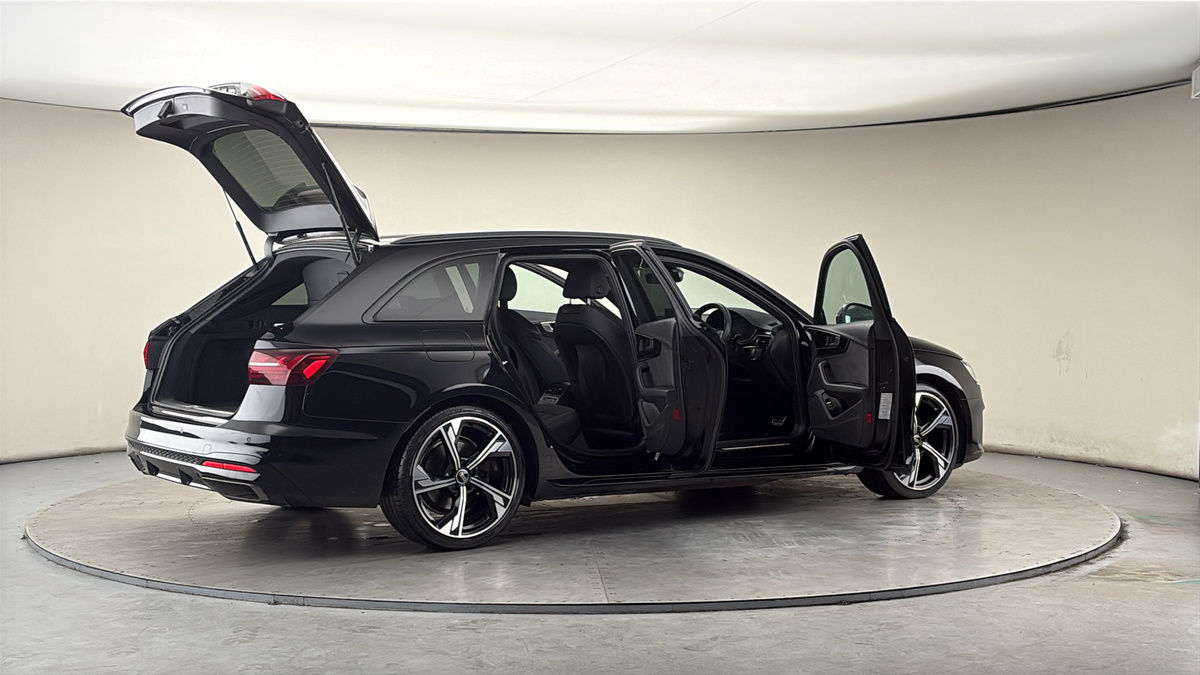 More views of Audi A4 Avant