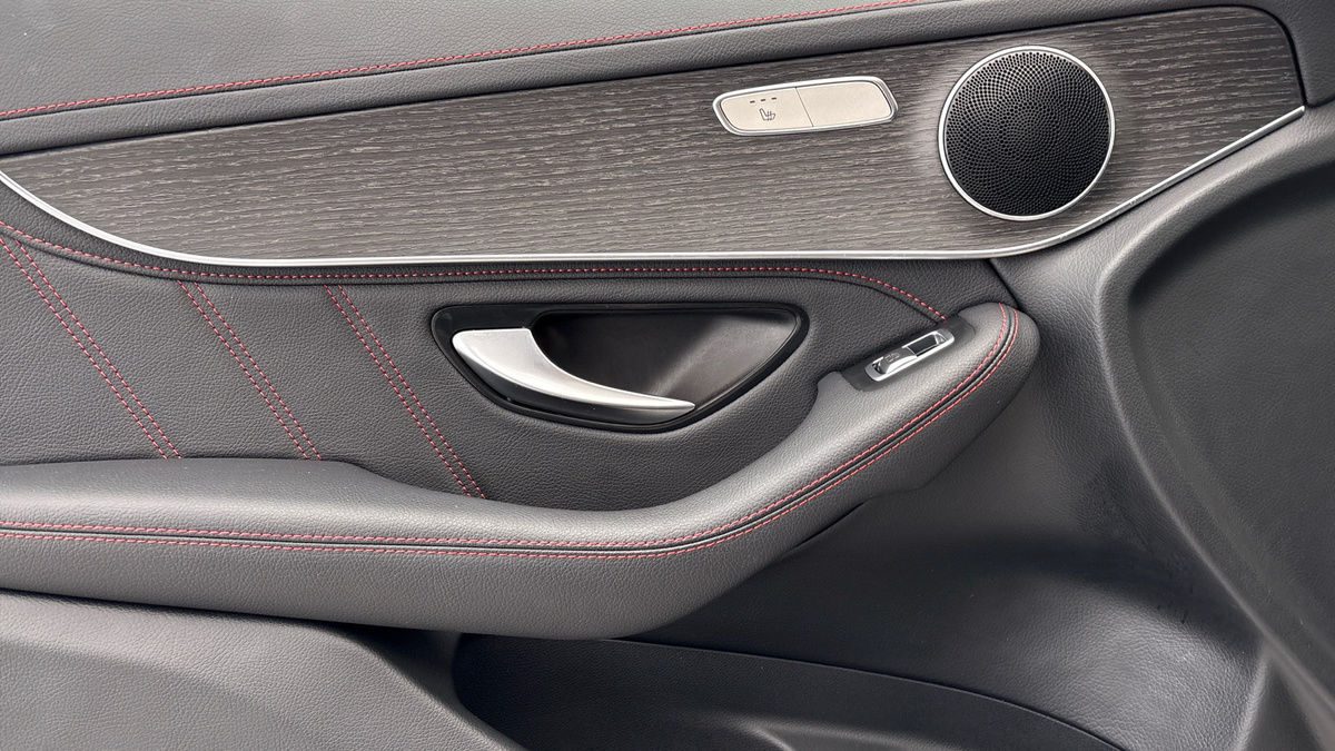 Mercedes-Benz GLC Image 19