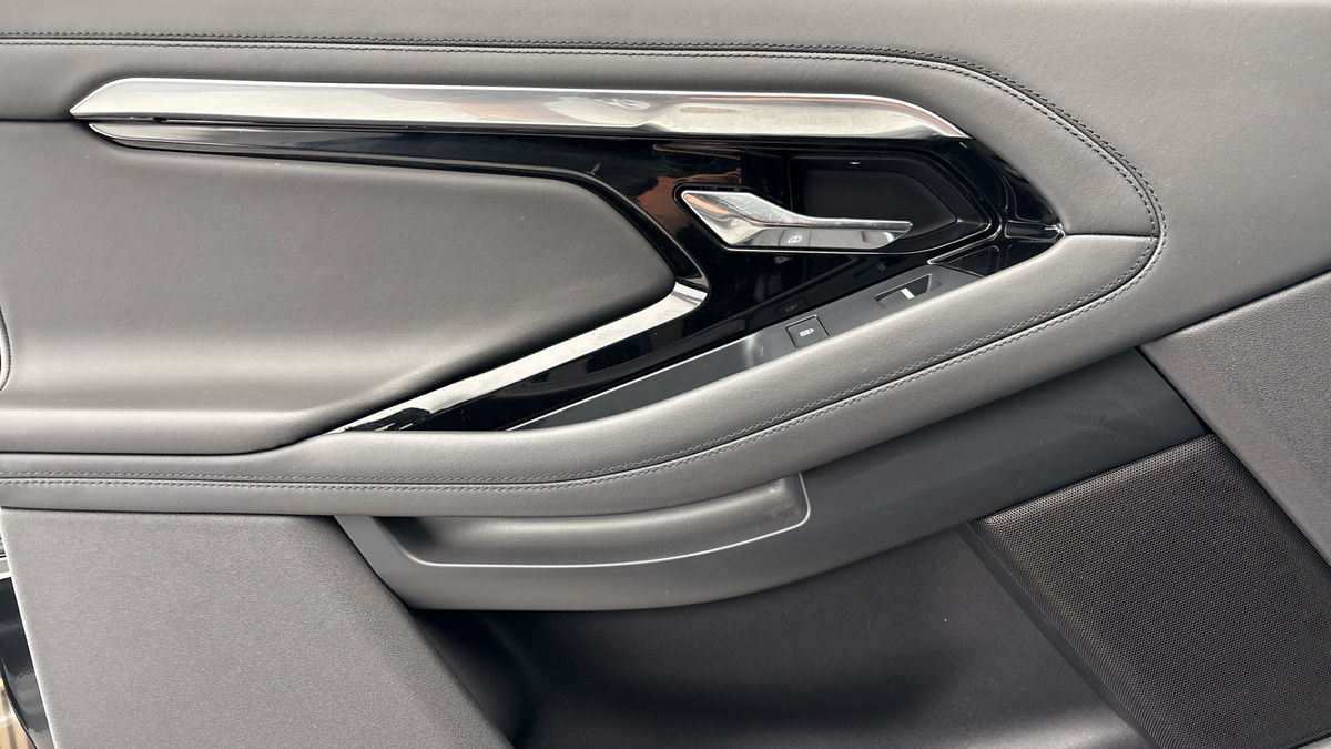 Land Rover Range Rover Evoque Image 19