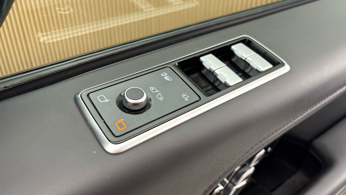 Land Rover Range Rover Image 28