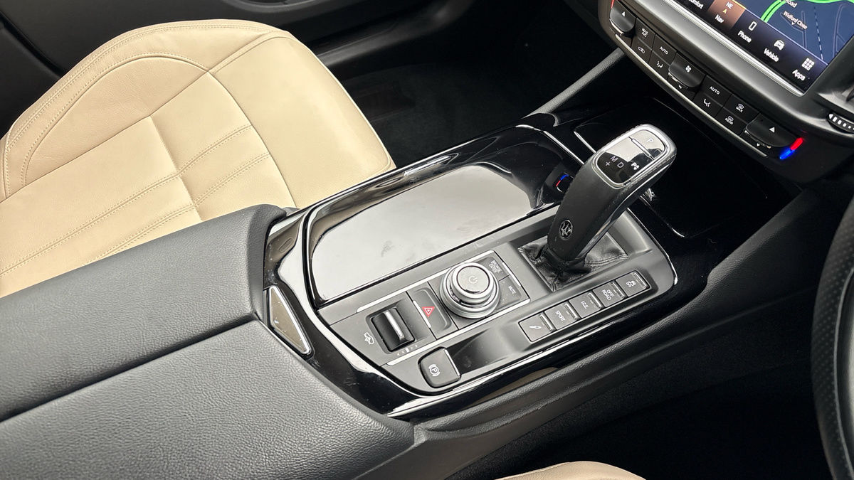 Maserati Levante Image 18