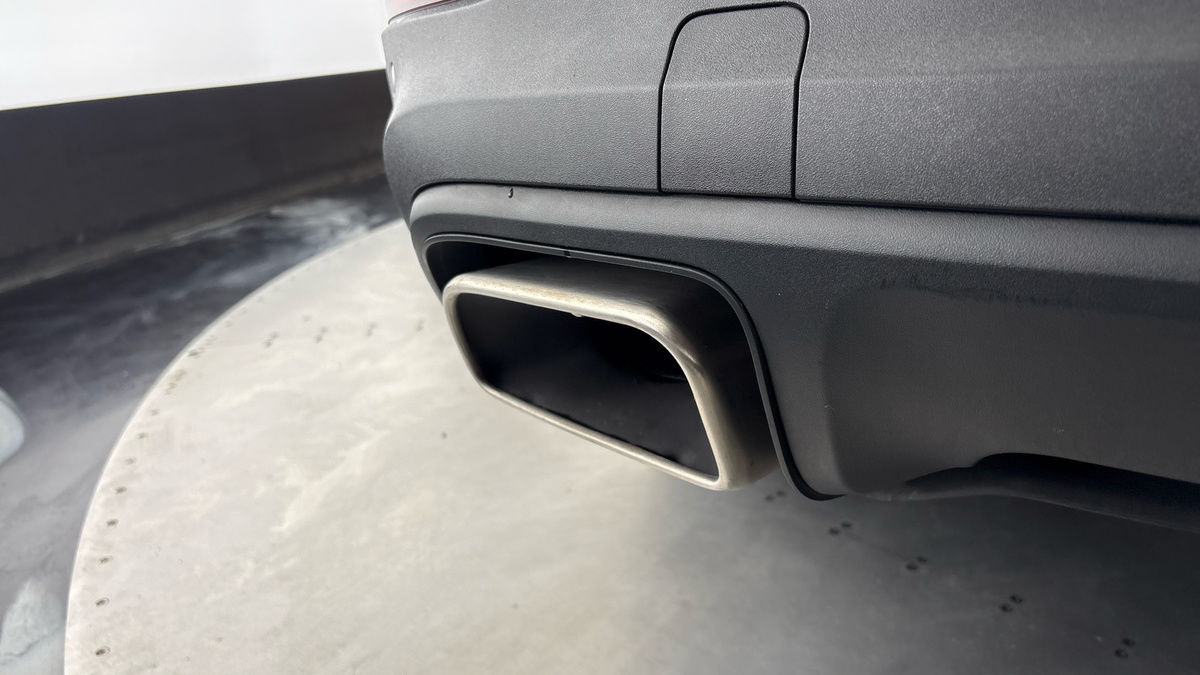 Porsche Cayenne Image 44