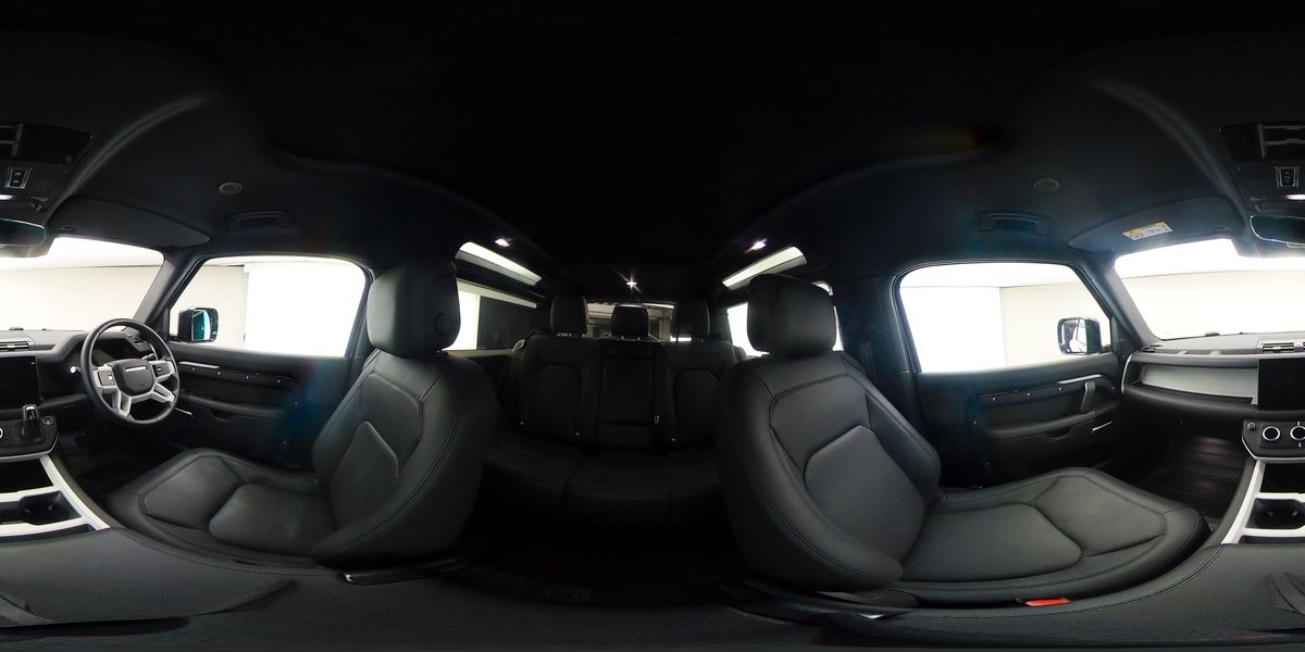 More views of Land Rover Defender 90