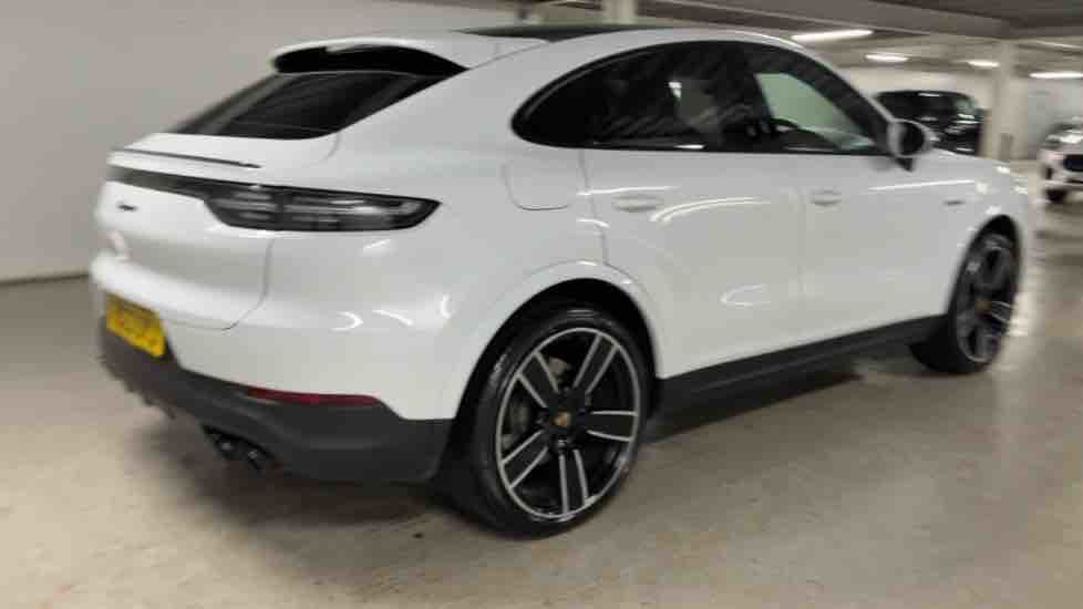 More views of Porsche Cayenne