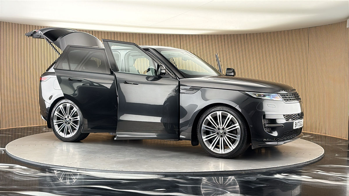 More views of Land Rover Range Rover Sport