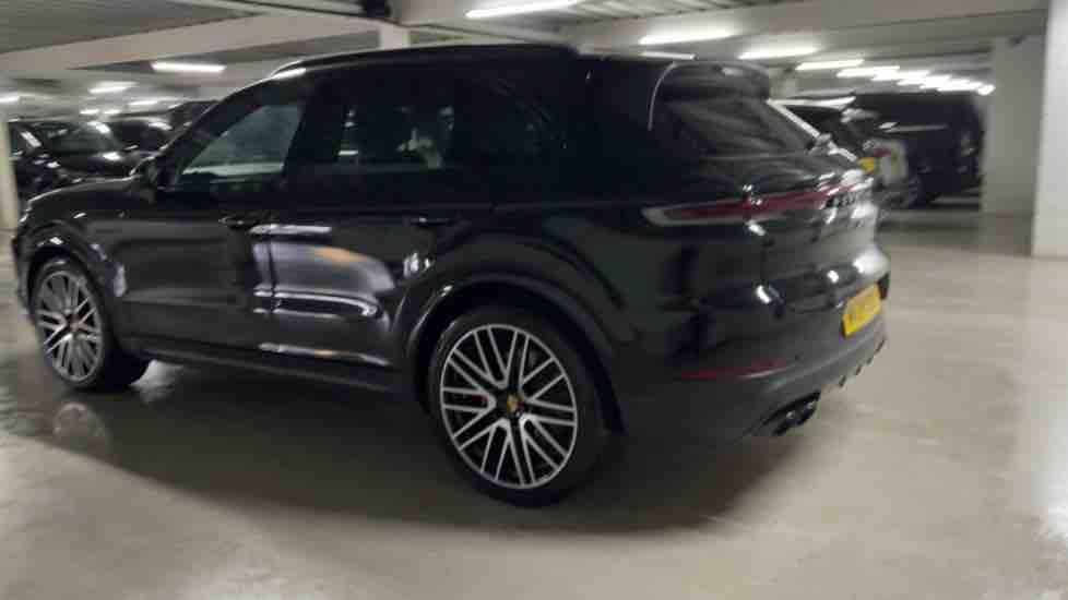 More views of Porsche Cayenne