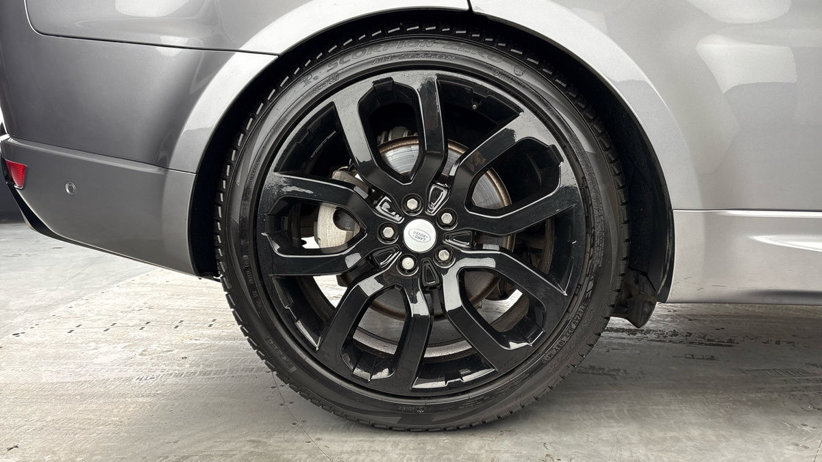 Land Rover Range Rover Sport Image 10