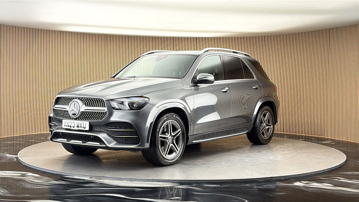 More views of Mercedes-Benz GLE
