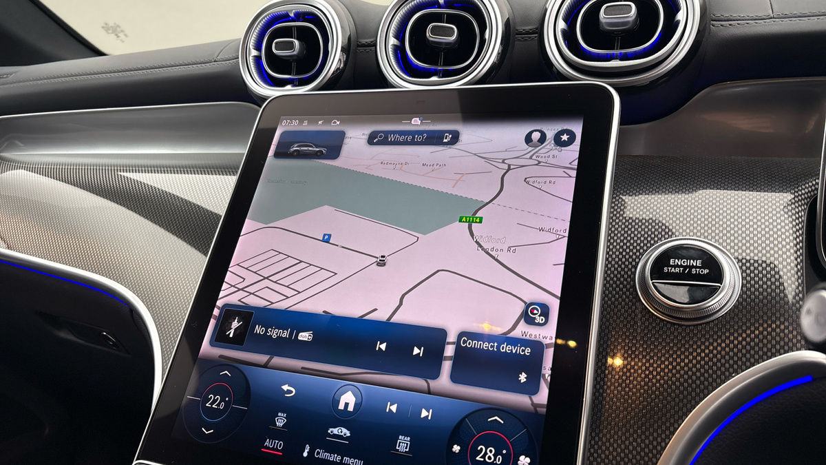 Mercedes-Benz GLC Image 17