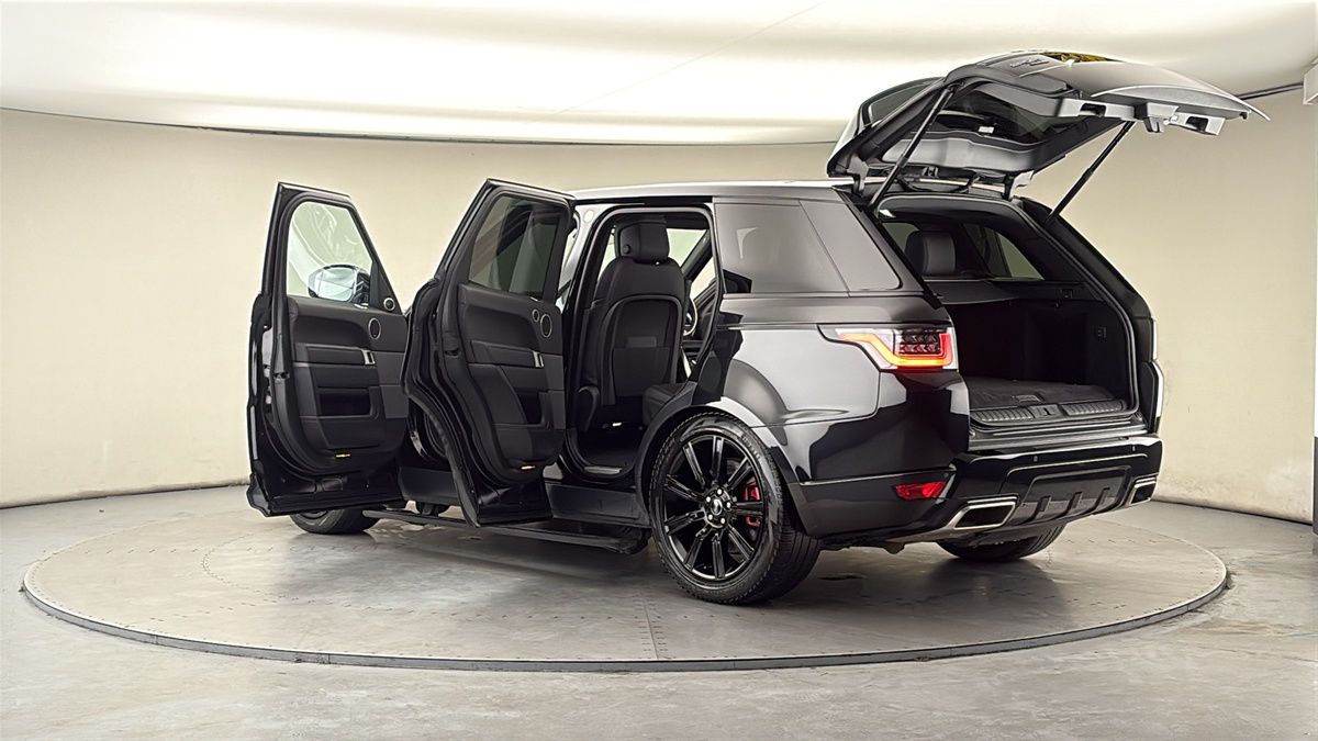 More views of Land Rover Range Rover Sport