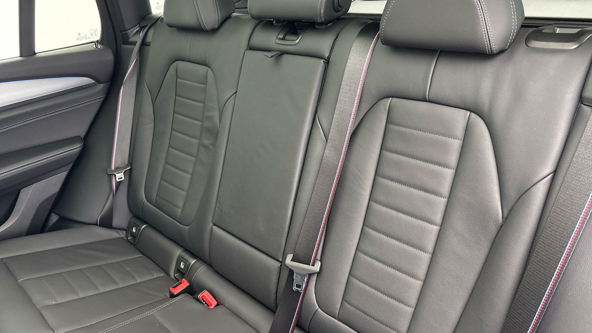 BMW X3 Image 8
