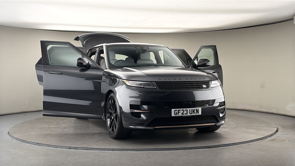 More views of Land Rover Range Rover Sport