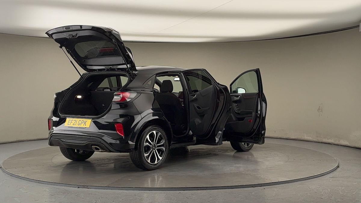 More views of Ford Puma