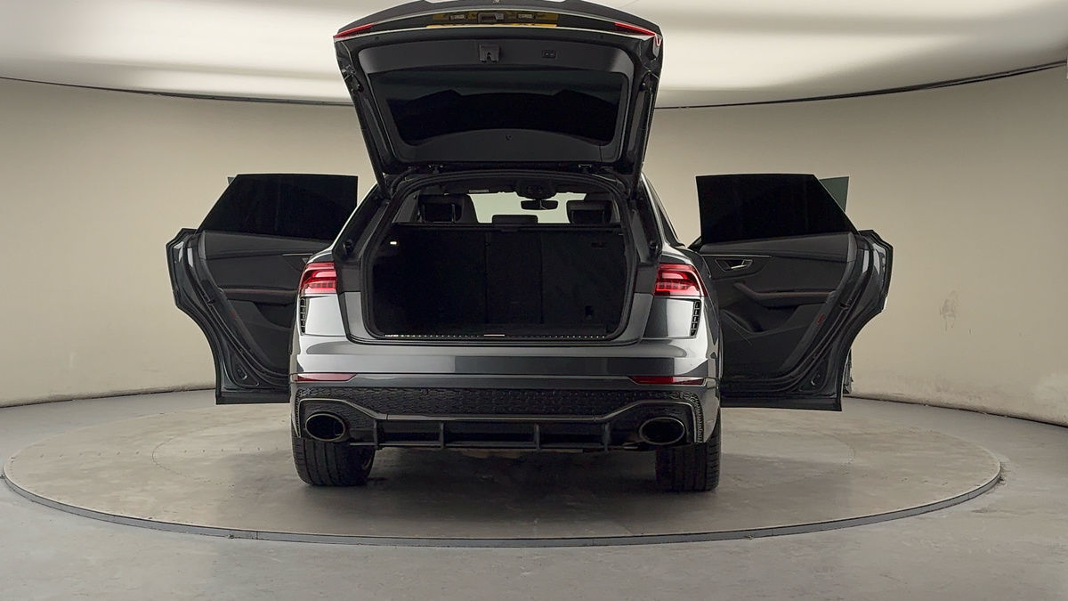 More views of Audi RSQ8