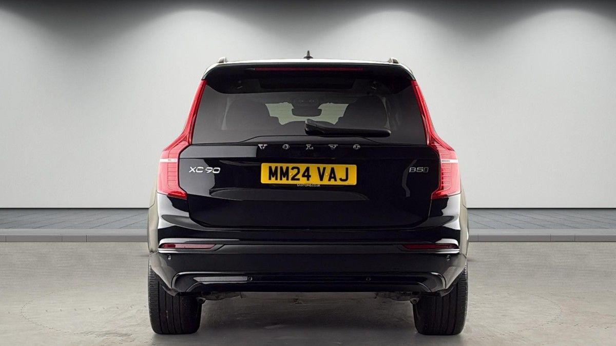 Volvo XC90 Image 4