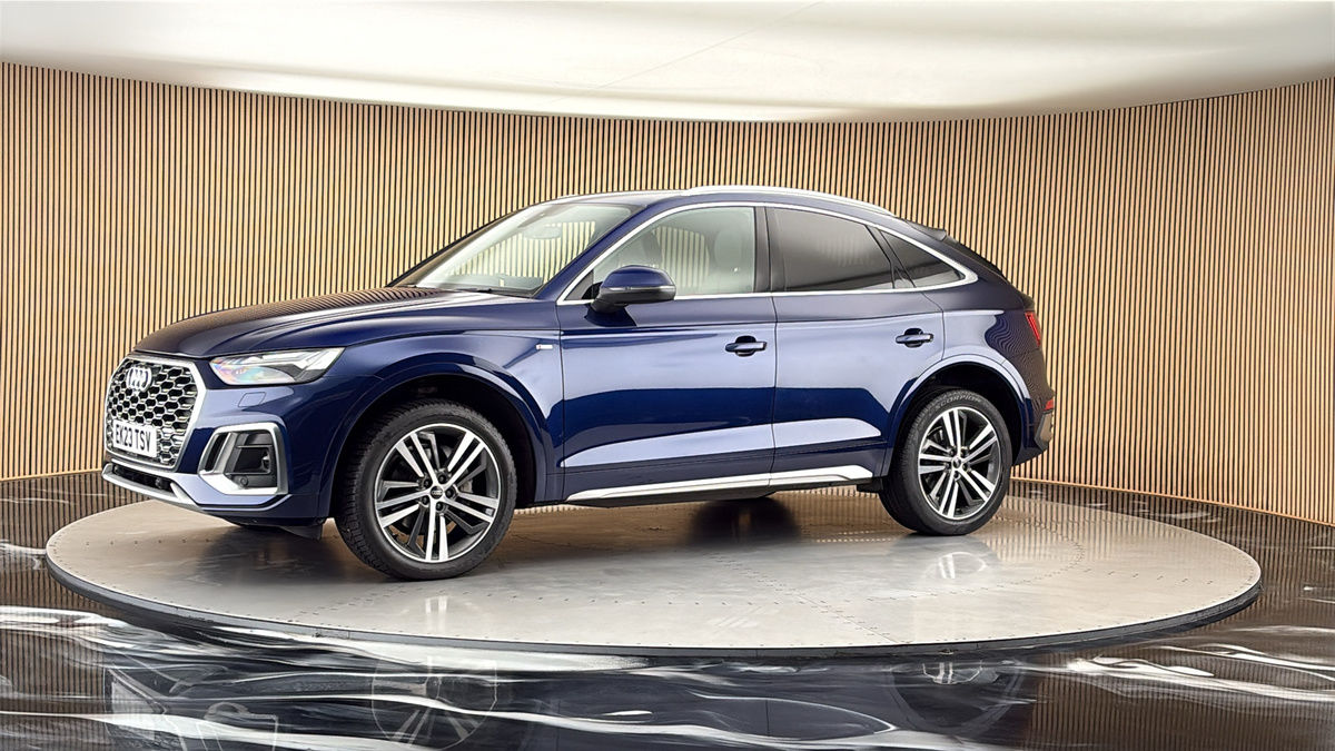More views of Audi Q5