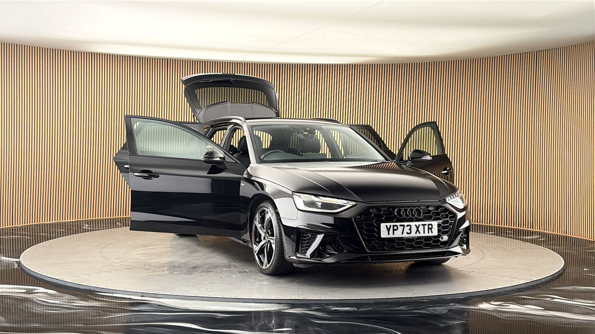 More views of Audi A4 Avant