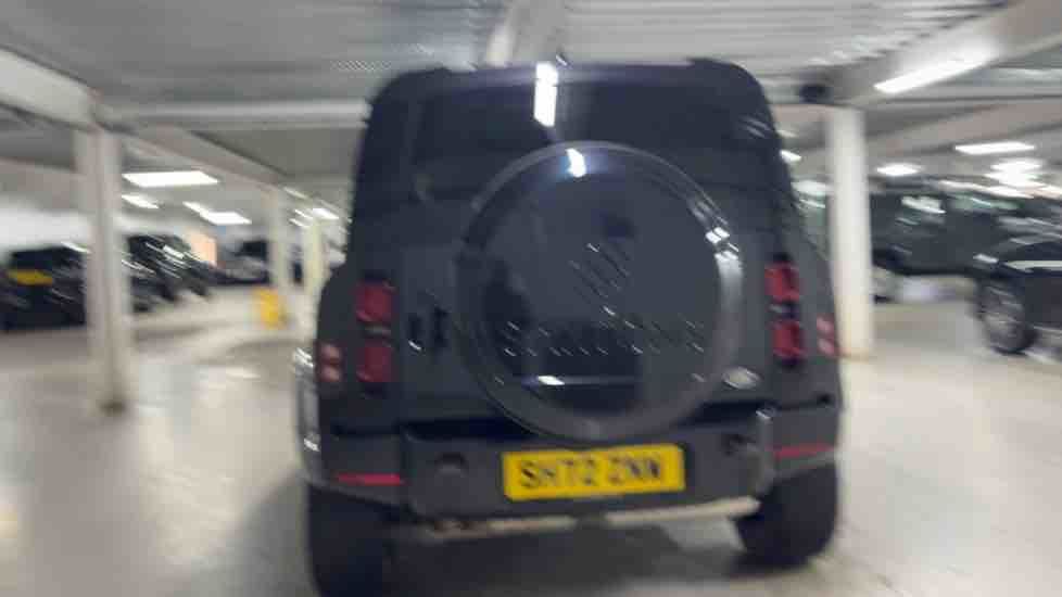 More views of Land Rover Defender 90