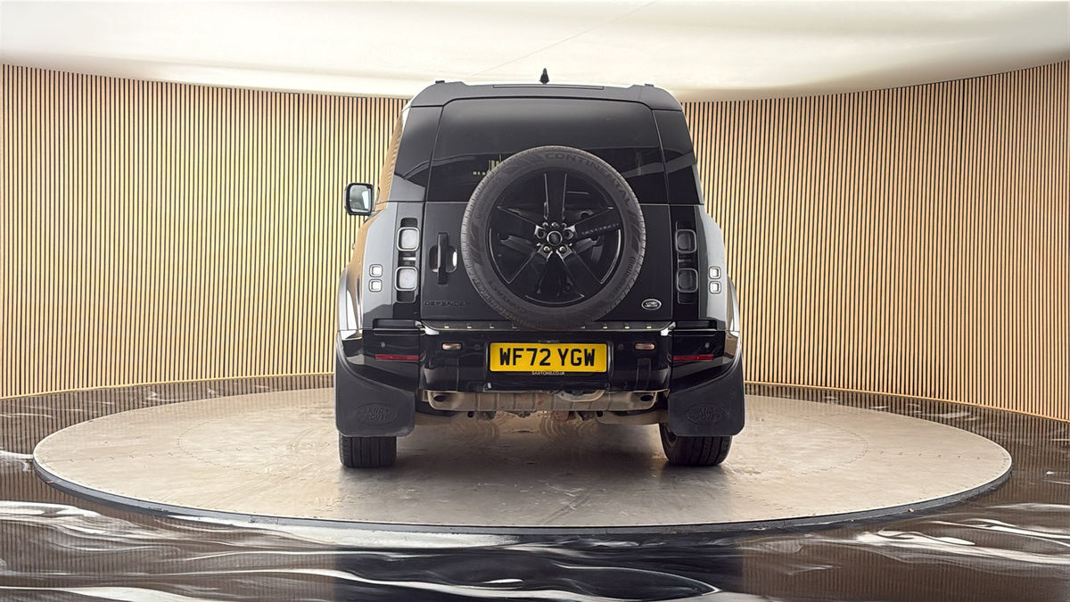 More views of Land Rover Defender 90