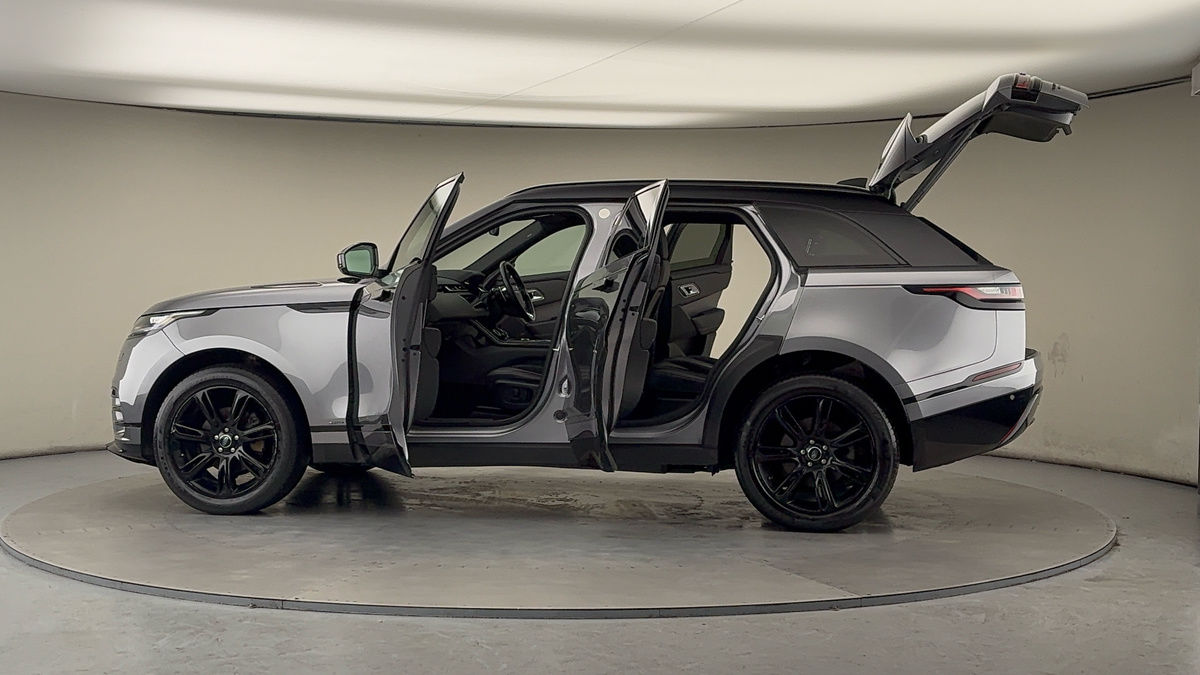 More views of Land Rover Range Rover Velar