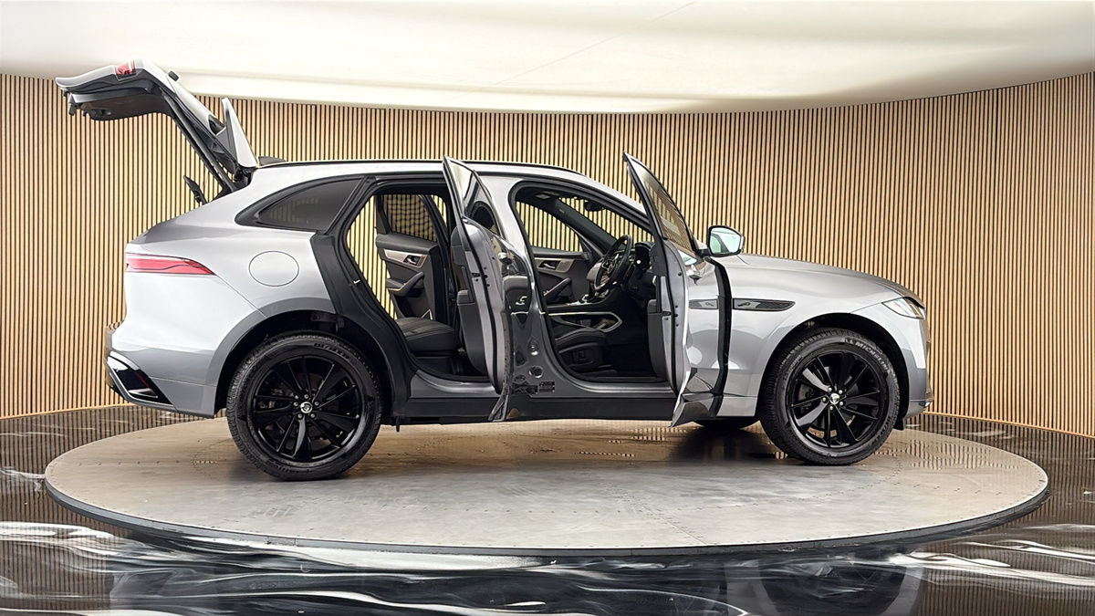 More views of Jaguar F-PACE
