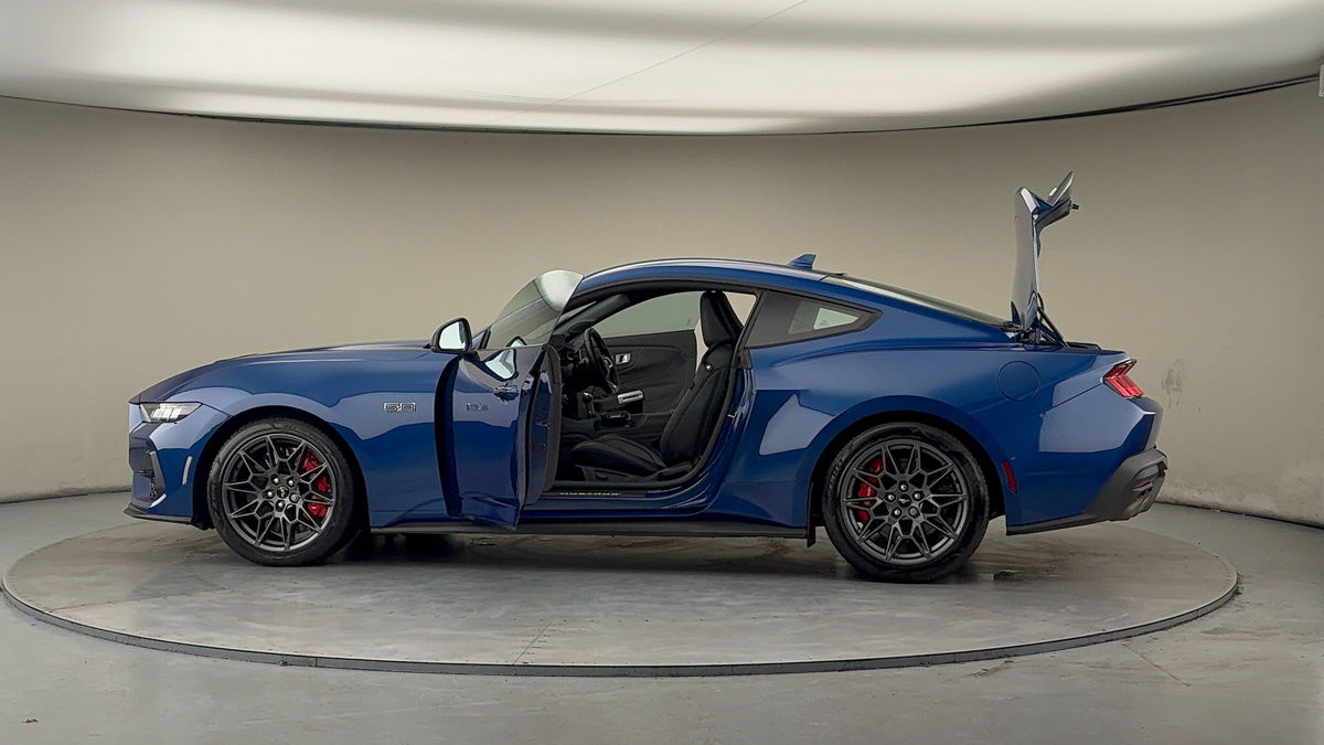 More views of Ford Mustang