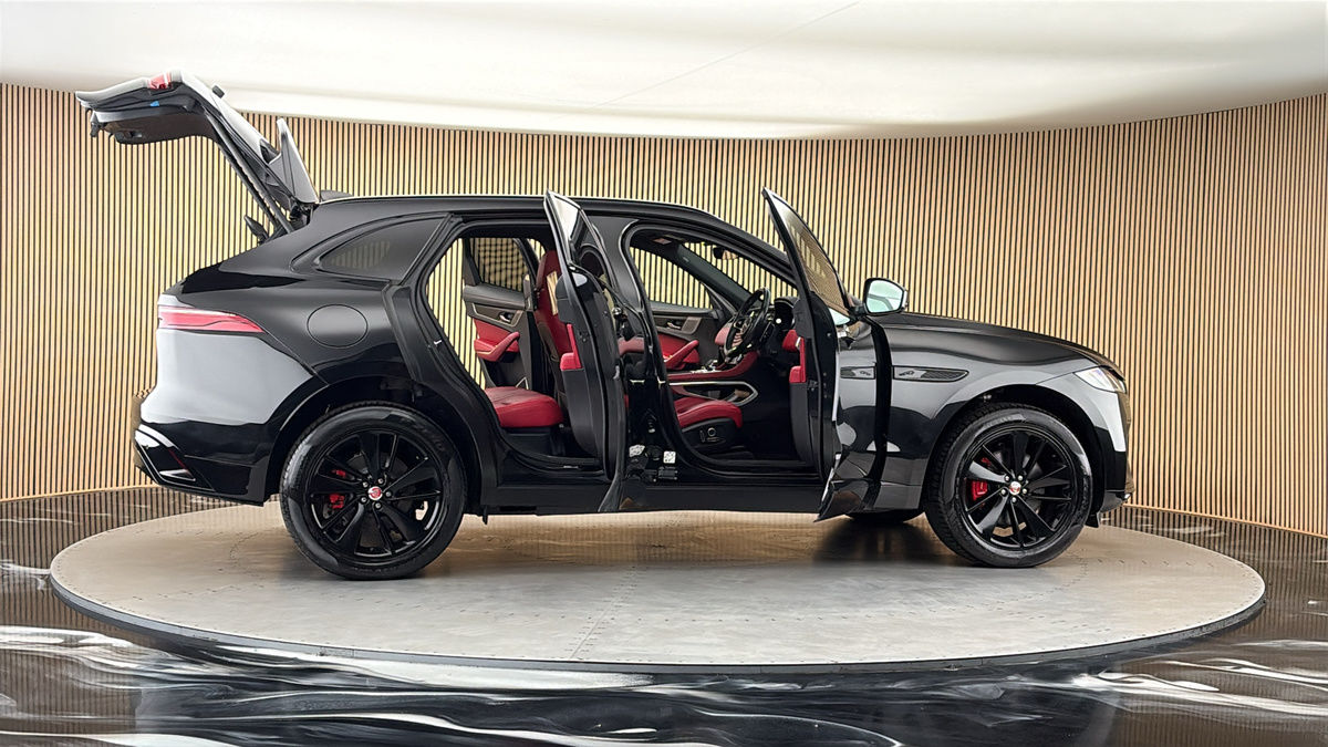 More views of Jaguar F-PACE