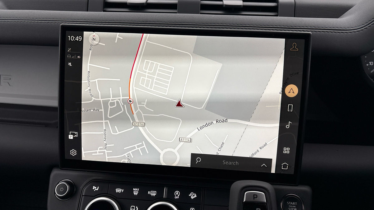 Land Rover Defender 110 Urban Image 17