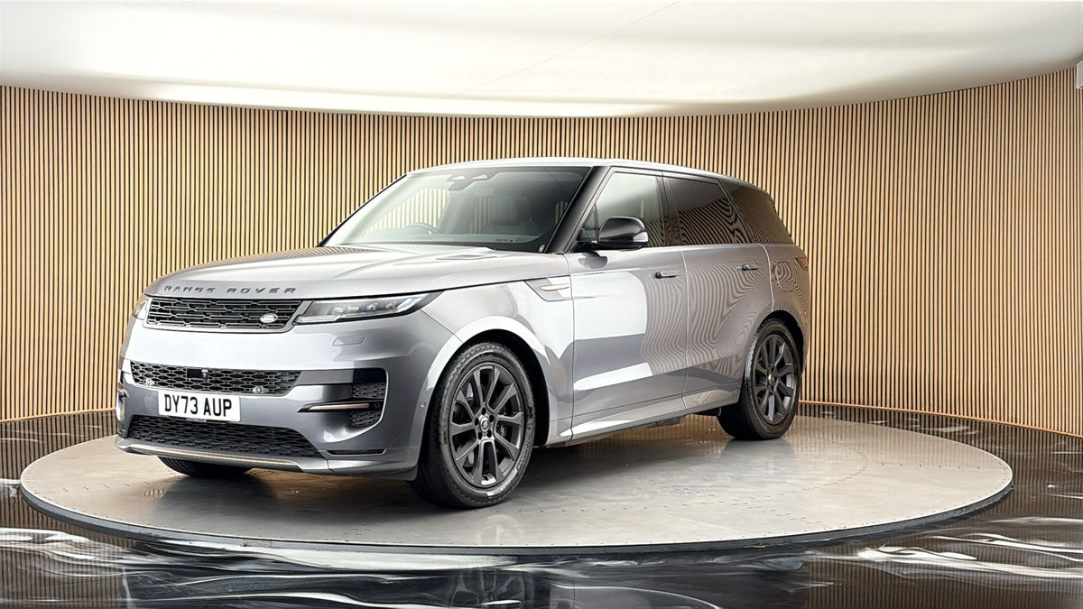 More views of Land Rover Range Rover Sport