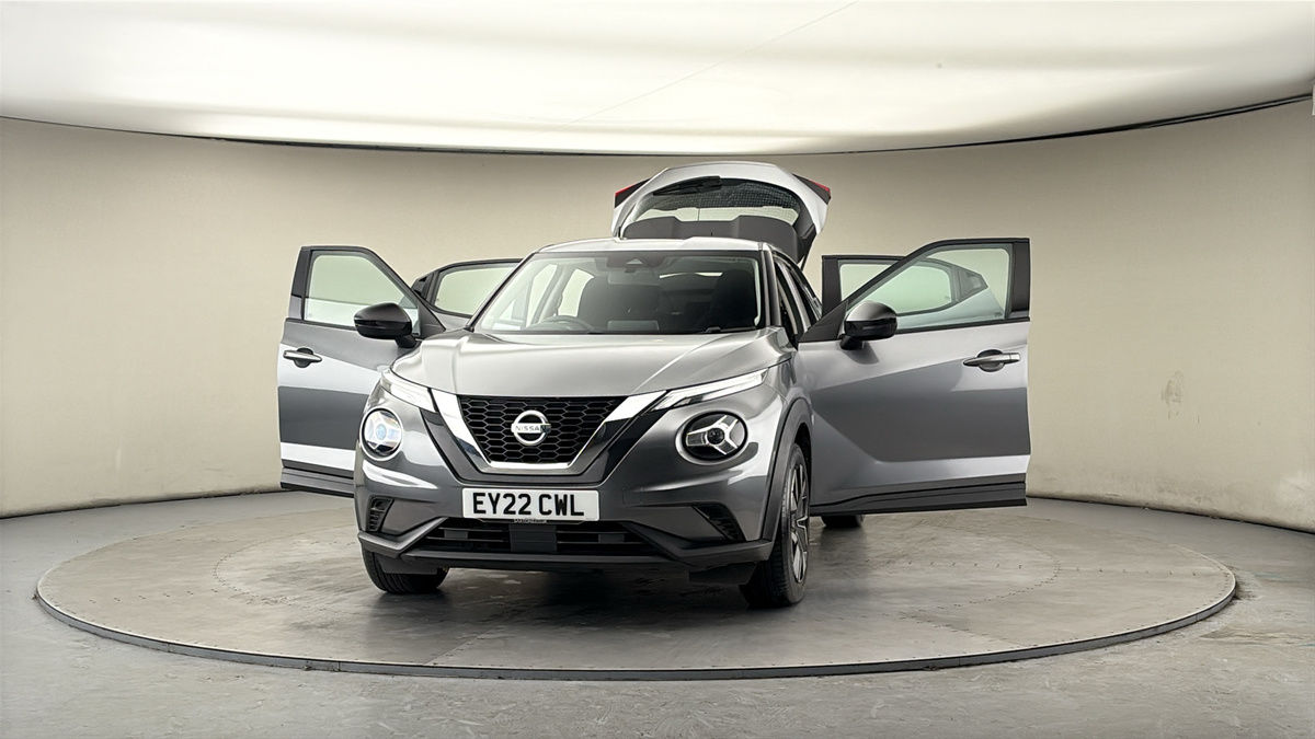 More views of Nissan Juke