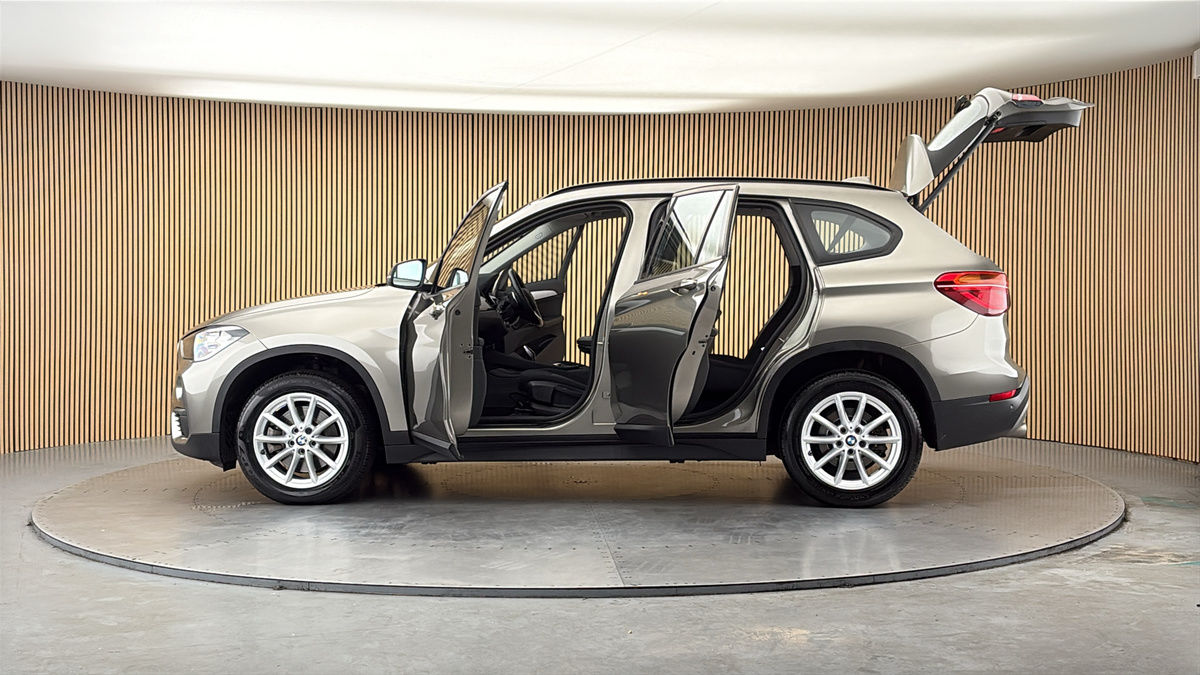 More views of BMW X1