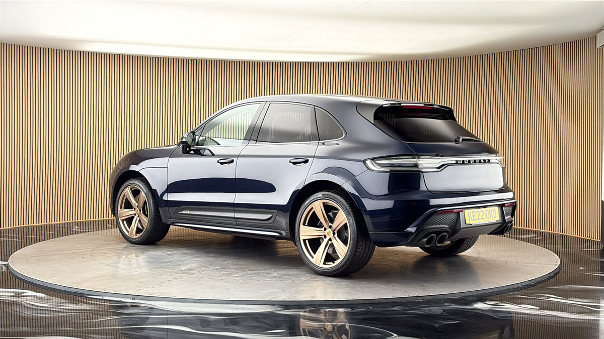 More views of Porsche Macan
