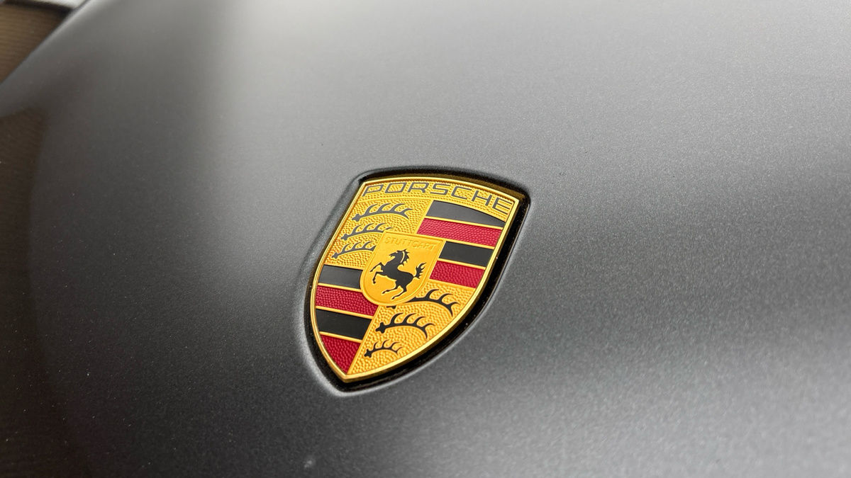 Porsche Taycan Image 24