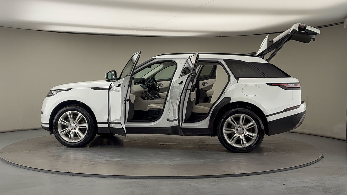 More views of Land Rover Range Rover Velar