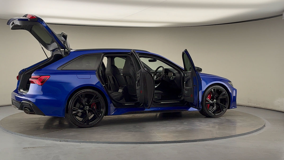 More views of Audi RS6 Avant