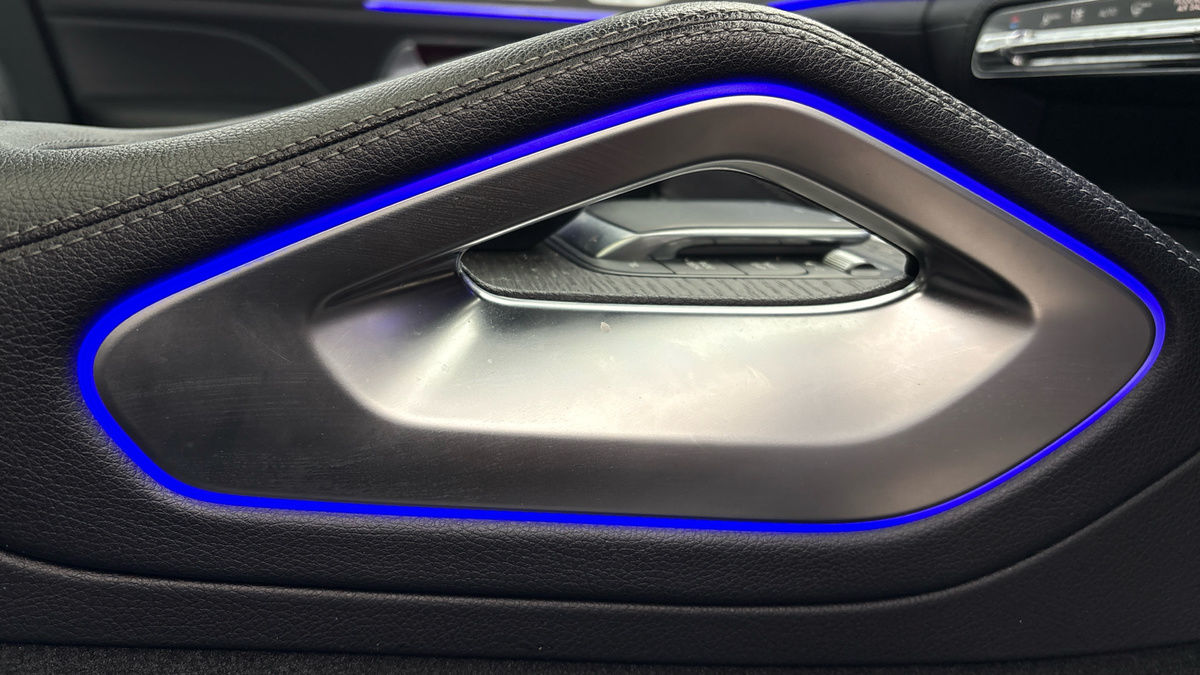 Mercedes-Benz GLE Image 25