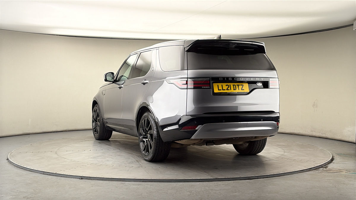 More views of Land Rover Discovery