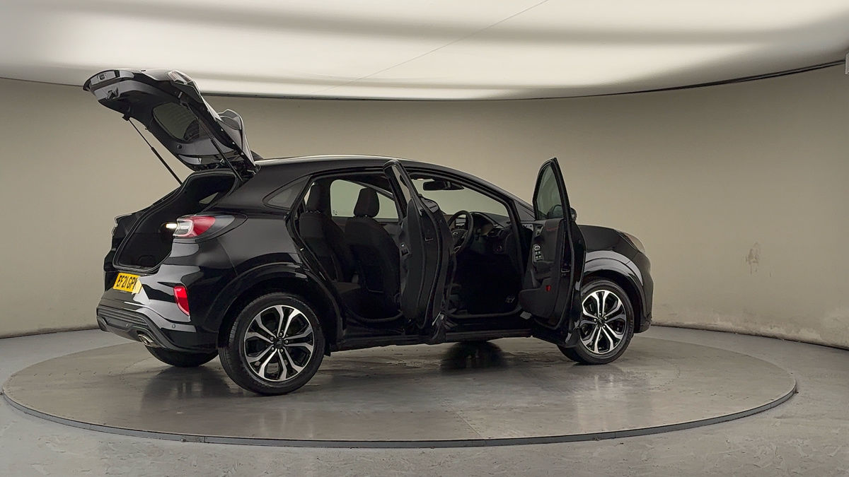 More views of Ford Puma