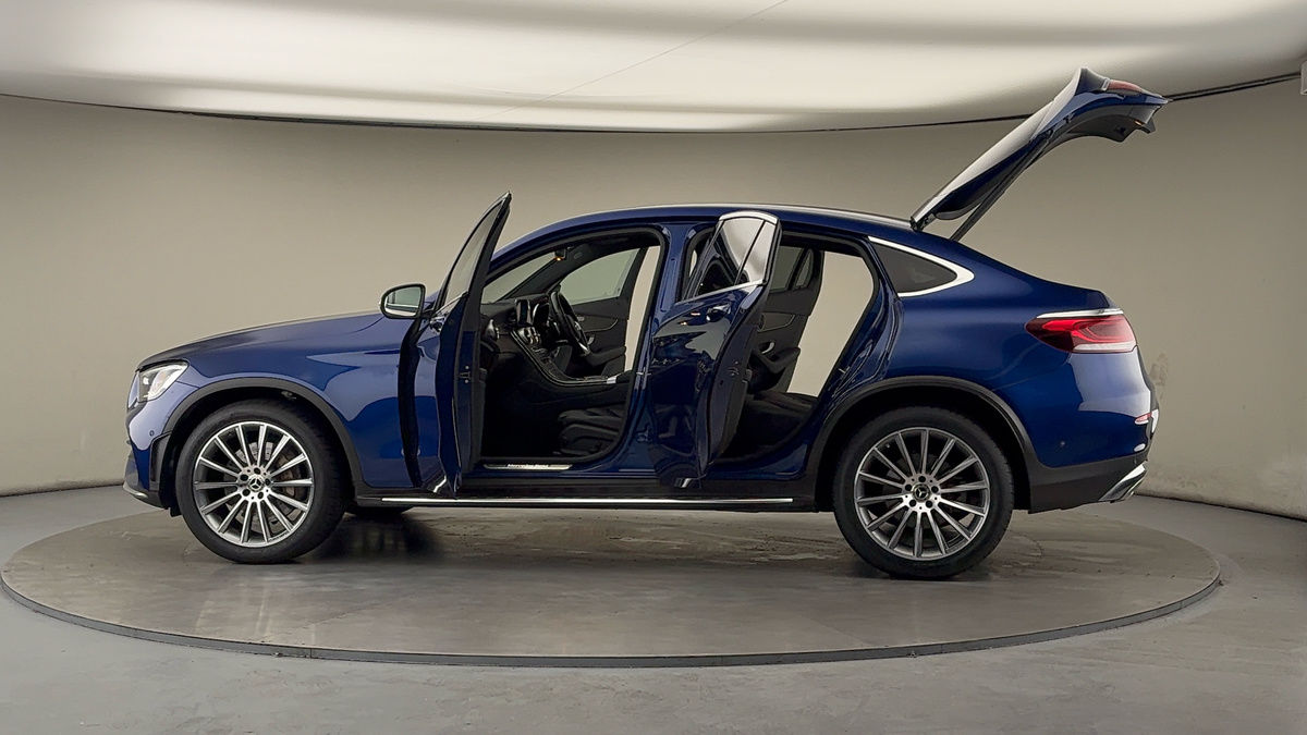 More views of Mercedes-Benz GLC