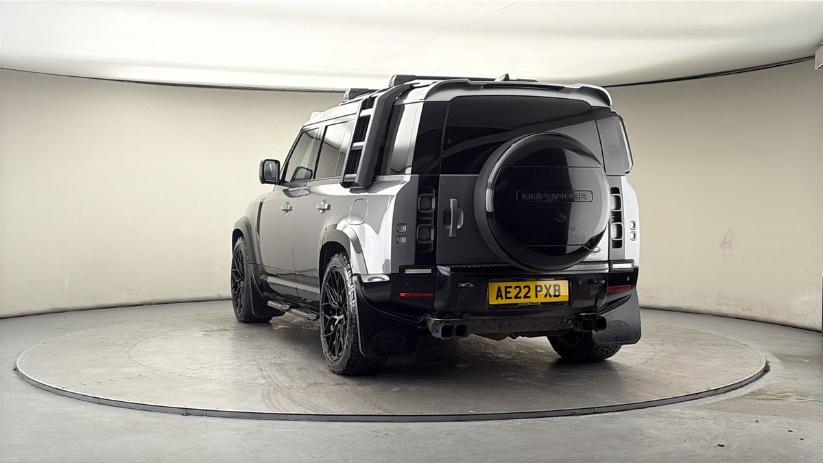 More views of Land Rover Defender 110