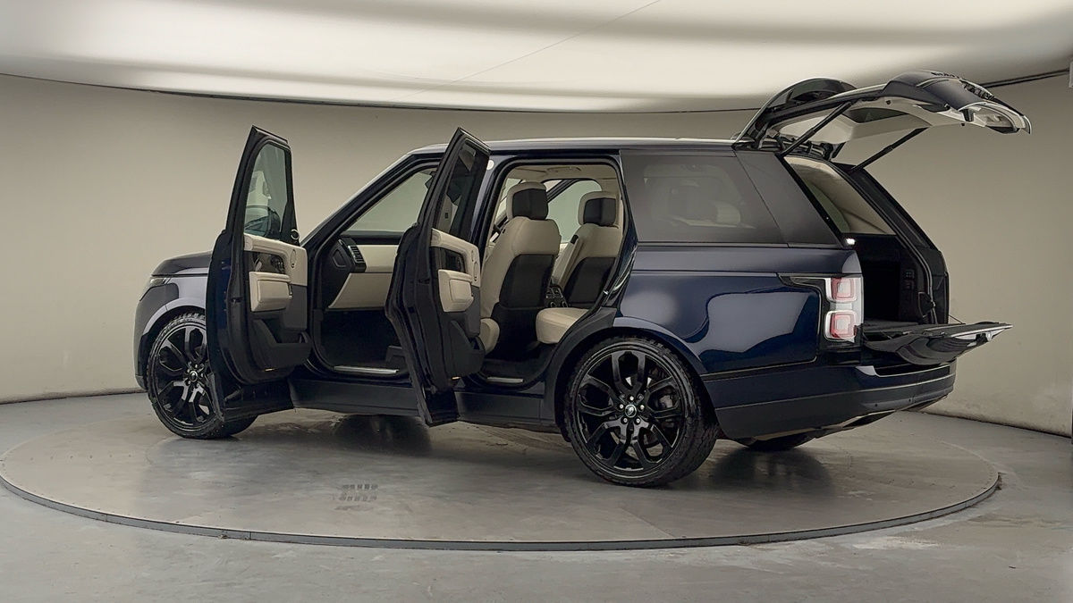 More views of Land Rover Range Rover