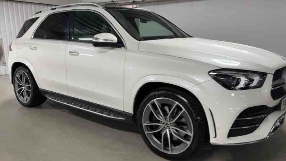 More views of Mercedes-Benz GLE