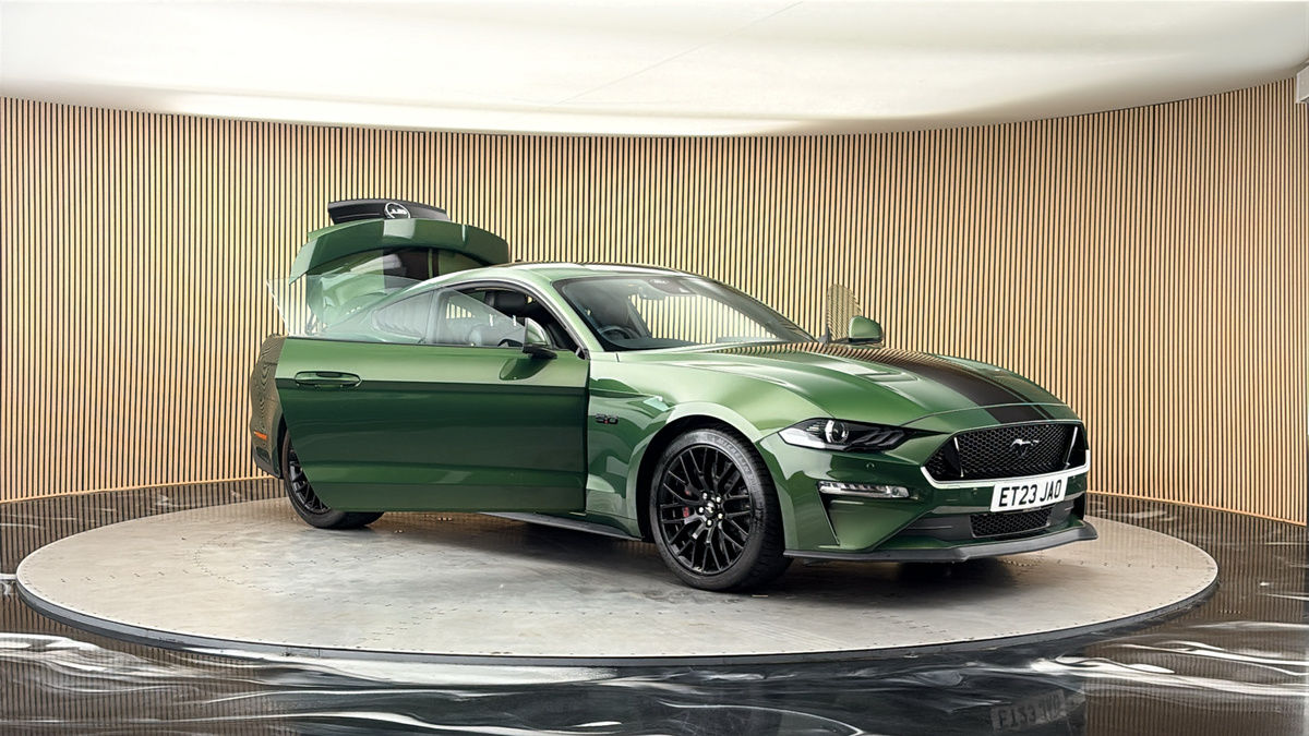 More views of Ford Mustang